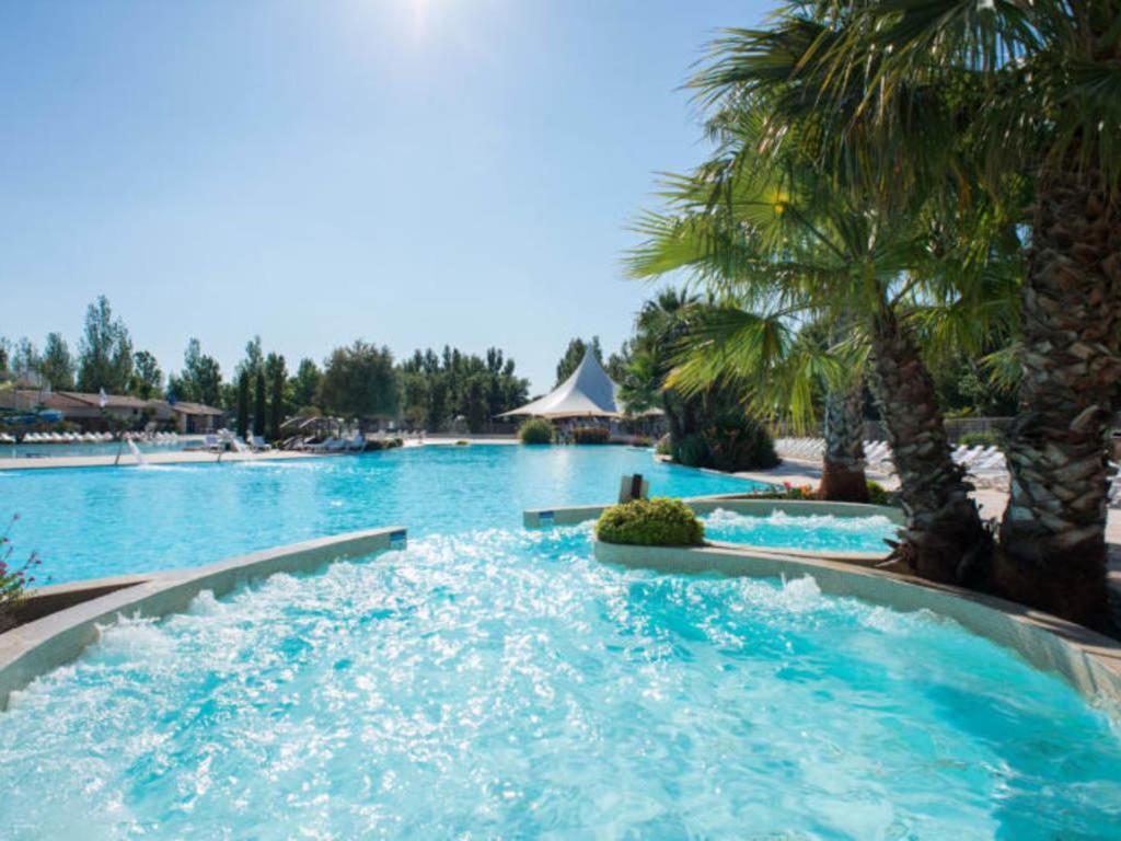 Camping Carabasse Vias Plage. Extérieur photo