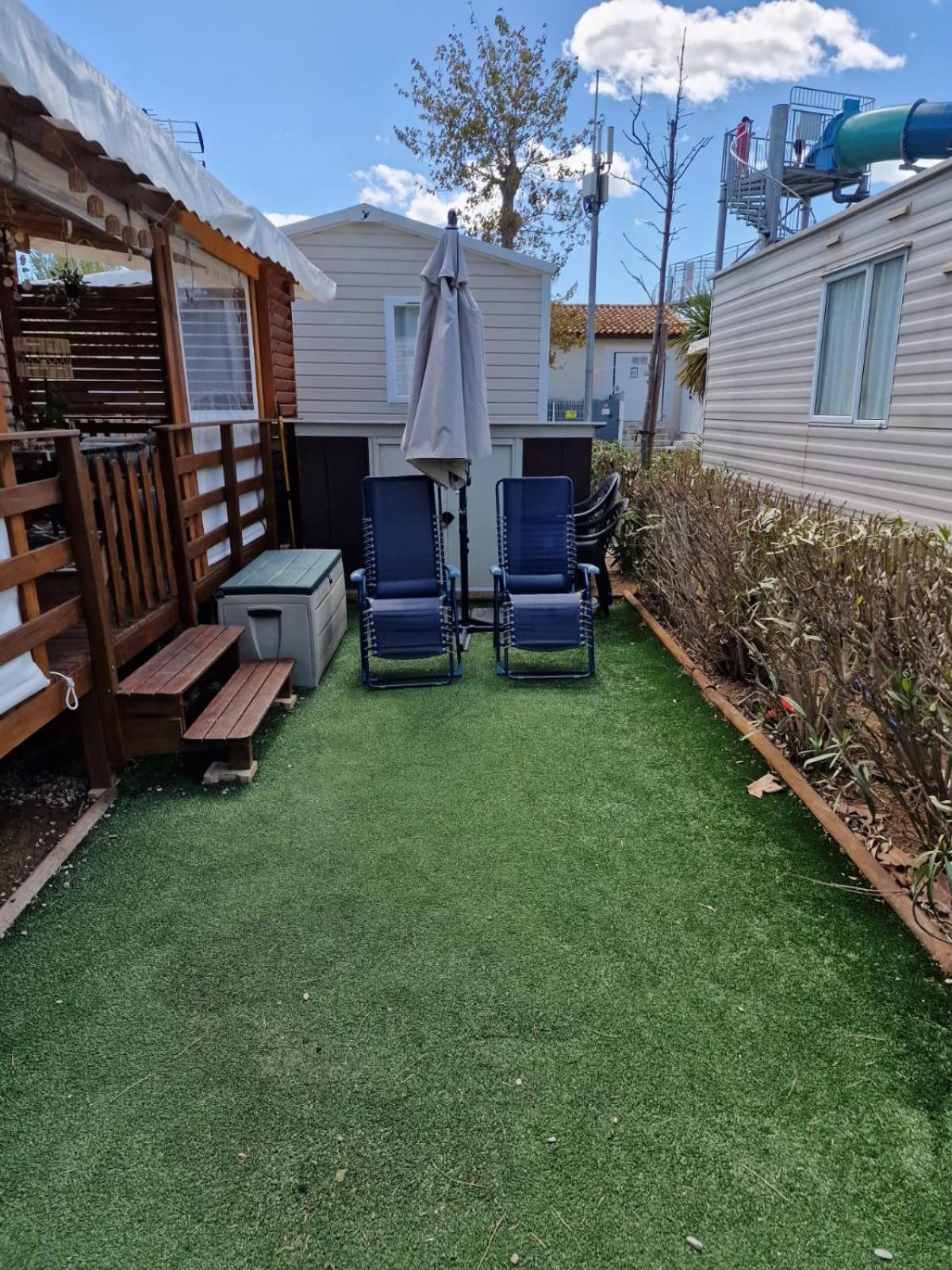 Camping Carabasse Vias Plage. Extérieur photo
